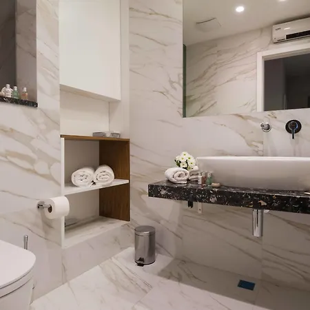 Aparthotel By Vestibul Palace Split