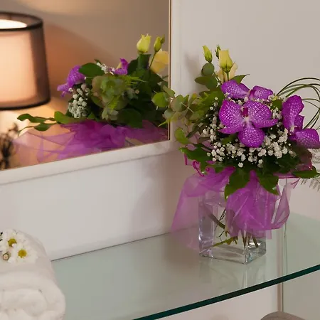 By Vestibul Palace 4*