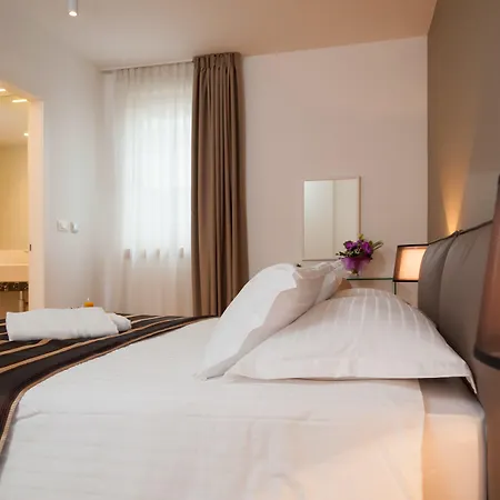 Aparthotel By Vestibul Palace Split