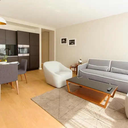 Aparthotel By Vestibul Palace 4*