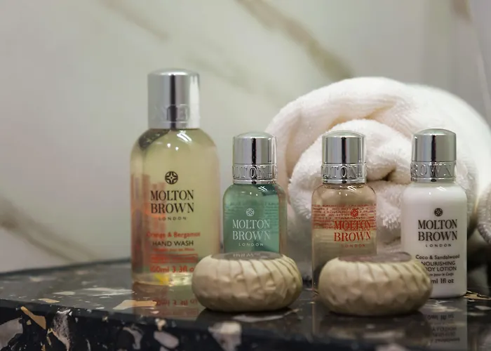 By Vestibul Palace Aparthotel 4*