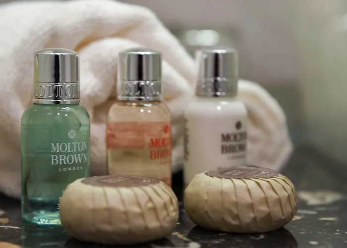 By Vestibul Palace Aparthotel 4*