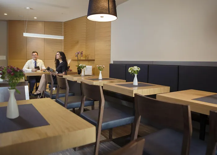 By Vestibul Palace Aparthotel 4*