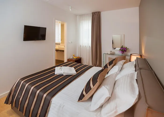 Aparthotel By Vestibul Palace 4*